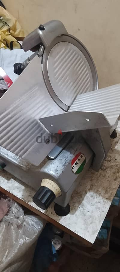 قطاعة لانشون
