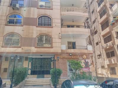 شقة مميزة جدًا في حي السفارات