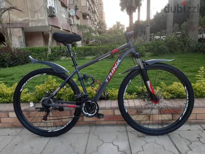 ترينكس ترنكس trnix M136 pro برو بحالة ممتازة معاها جميع الاكسسورات