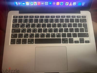 Macbook pro ratina 13 early 2015 excellent condition