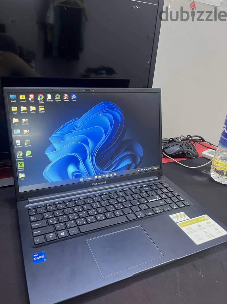 Asus vivobook 1
