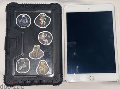 Used like new with out box and with the cover original one cost 700