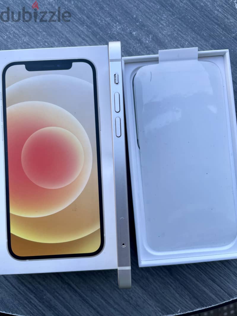 iPhone 12 3