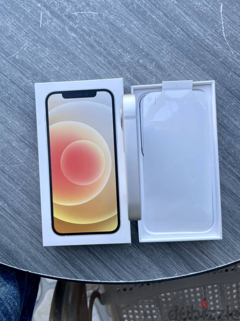 iPhone 12 4