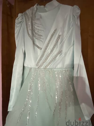 فستان للخطوبة mint green