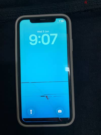 Apple - iPhone 11