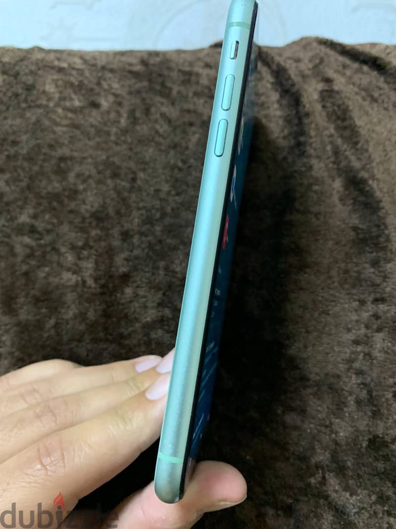 Apple - iPhone 11 3