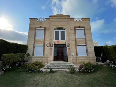Villa for rent Marina 5 on the rocky lake 4 rooms 4 bathrooms fully equipped kitchen air-conditioned rooms