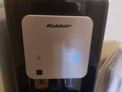 مبرد مياه ماركة كولدير بارد و سخن بحالة ممتازه  water dispenser