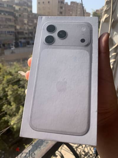 Iphone 17pro max 256g متبرشم جديد