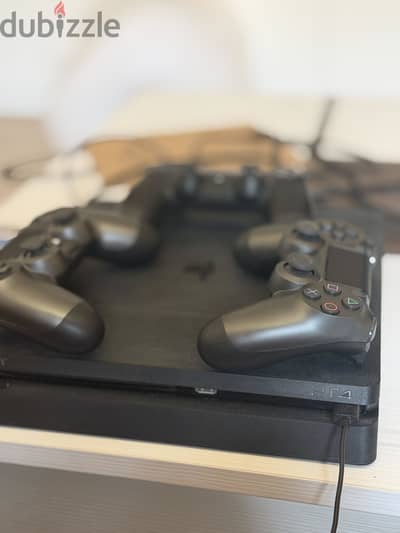 Ps4 slim