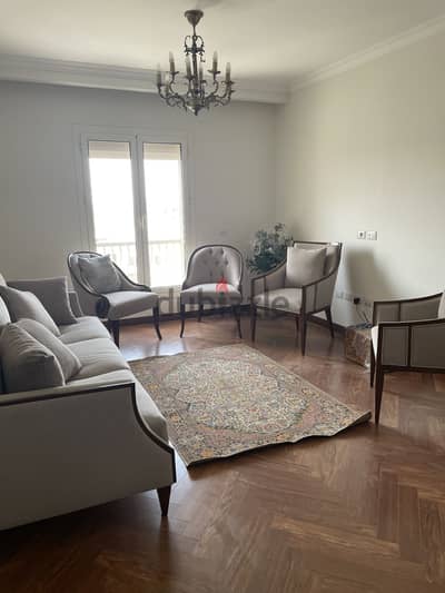 160 m Furnished penthouse very prime locations + 80 m roof