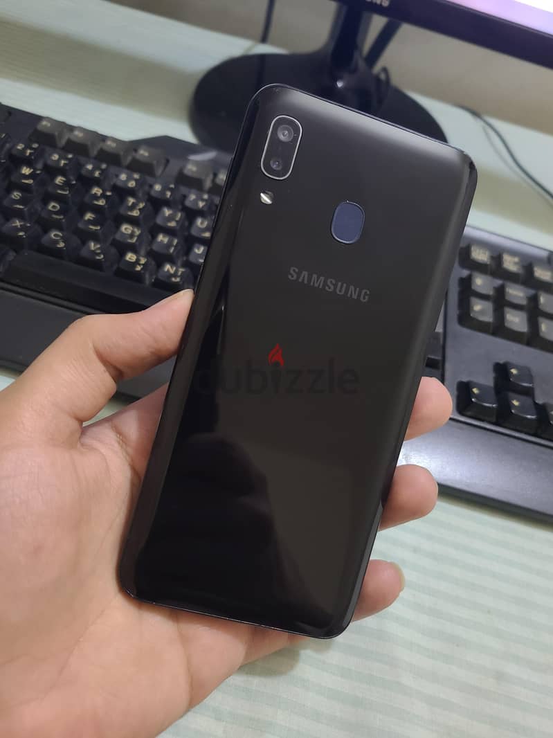 Samsung A20 5