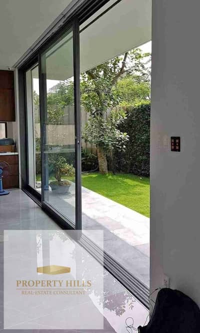 لأول مرة فيلا استلام قريب داخل Trio Gardens بسعر لقطة لسرعة البيع، بأقل مقدم وأطول فترة سداد تصل إلى 10 سنوات.