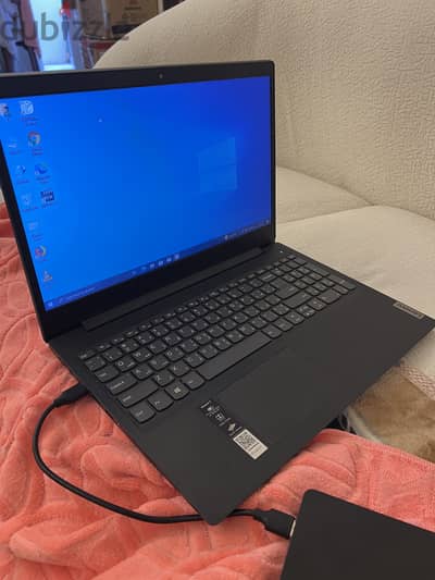 لقطة لاب توب Lenovo