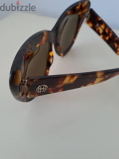 نظارة شمس اصليه House of Harlow