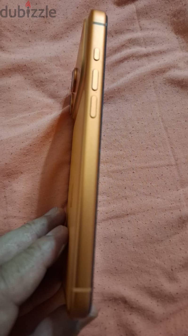 Apple - iPhone 17 Pro Max 4
