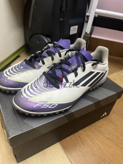 messi f50 size 43 1/3