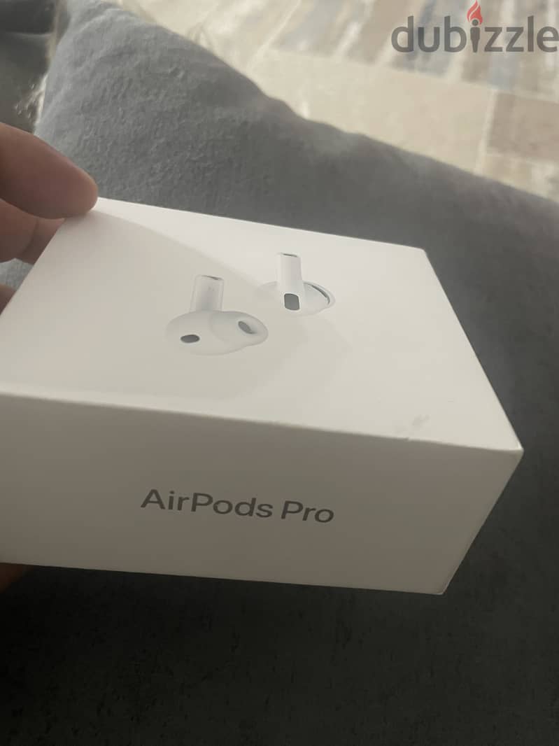 Apple ORIGINAL UNOPENED SEALED BOX AirPods Pro 3 2