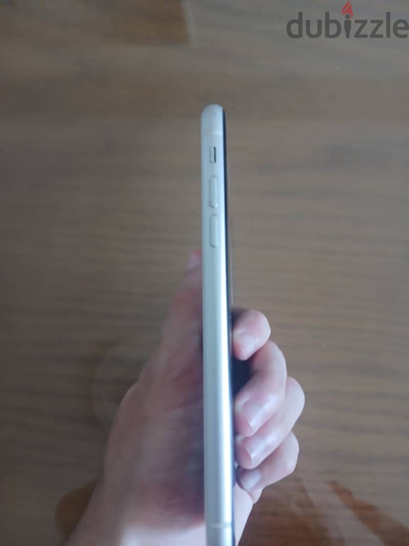 Apple - iPhone 11 3