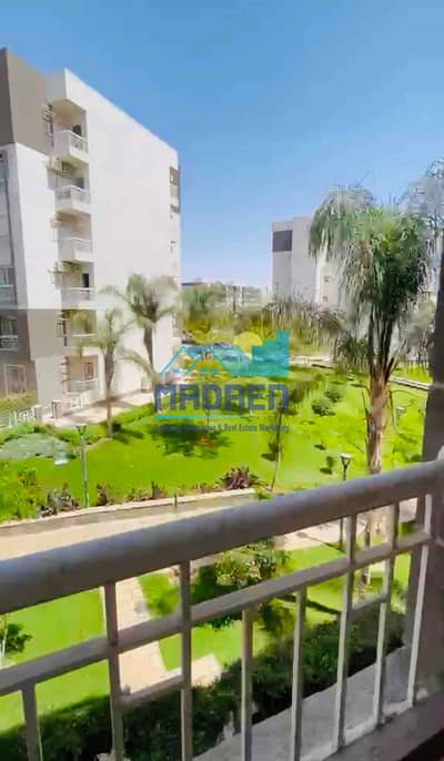اجمل شقه ٨٥ متر للبيع بال B12 فيو وايد جاردن روعه طلعت مصطفي