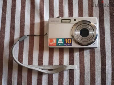 Camera BenQ DC E1030