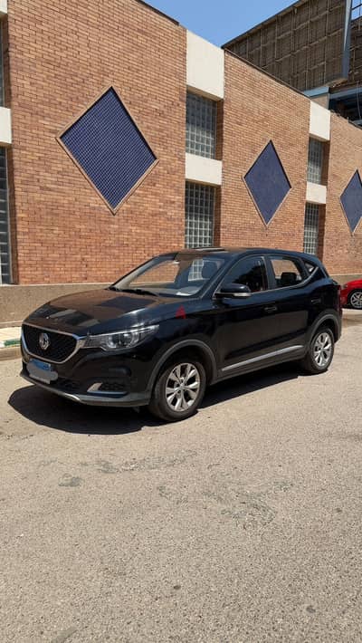 MG ZS 2019