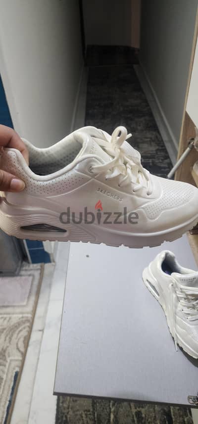 sketcher shoes used ones