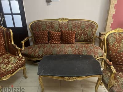 Elegant Classic Living Room Set for Sale