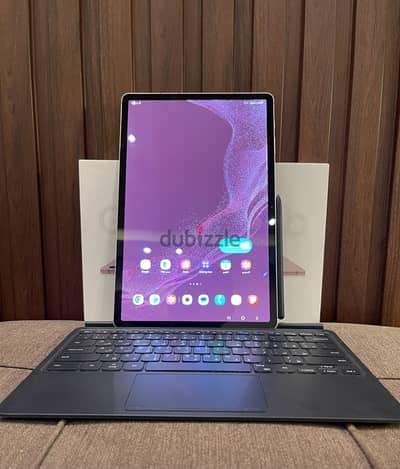 Samsung tab s8 plus 5G + keyboard