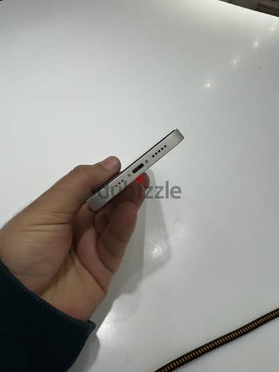 Apple - iPhone 13