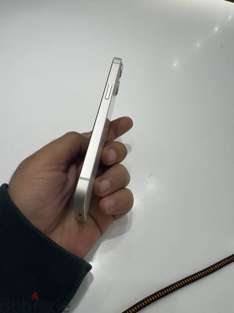 Apple - iPhone 13 2