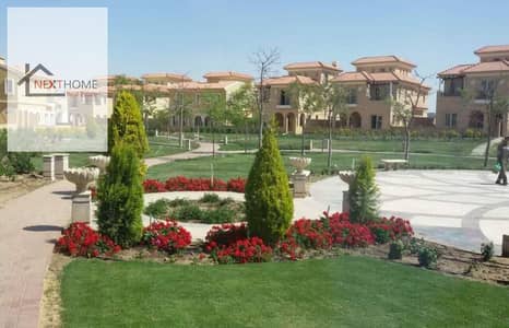 تاون هاوس بإطلالة مميزة استلام فوري للبيع ماونتن ڤيو هايد بارك