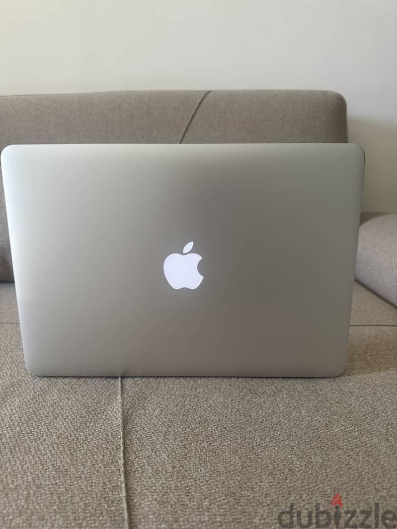 MacBook Air 13-inch 2017 3