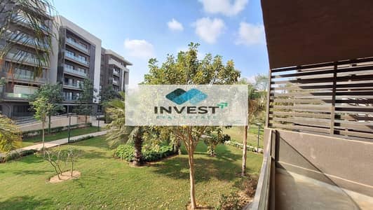 150 sq m apartment for rent in Madinaty B15, third floor, wide garden view, steps from the mosque and services