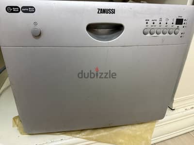 Zanussi dish washer