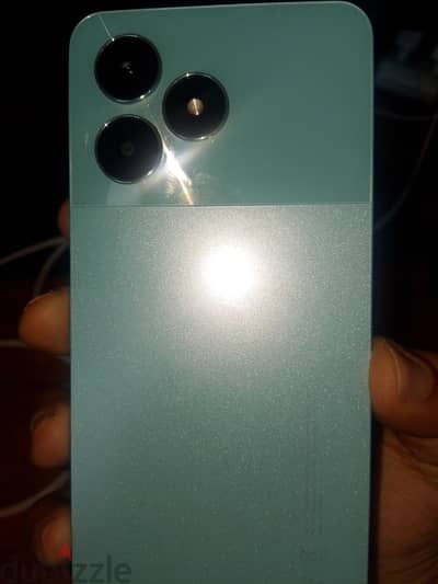 Realme C51 256 & 6 معاه العلبة و الشاحن