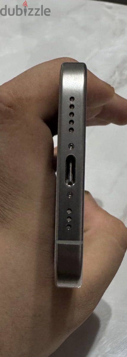 Apple - iPhone 16 Pro 4