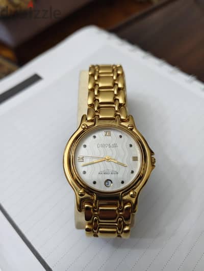 ساعه ديسبلاى مطليه دهب