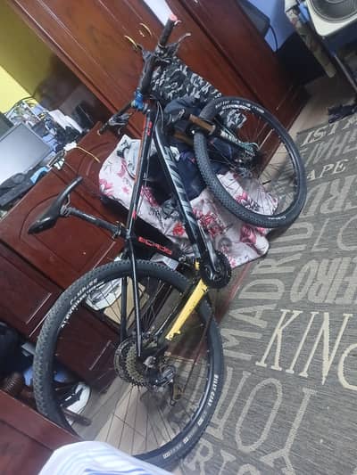 mountain bike عجله للبيع