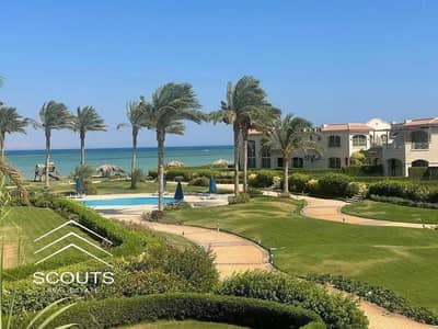 شاليه150م ارضي  فوري تشطيب كامل Sea view للبيع فى لافيستا جاردنز العين السخنة lavista sukhna gardens next to porto