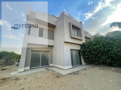 امتلك فيلا مستقلة بـ بالم هيلز VGK، القاهرة الجديدة! مساحة شاسعة وتصميم استثنائي. فرصة ذهبية للسكن الراقي بسعر تنافسي جداً. اتصل الآن لمعرفة التفاصيل!