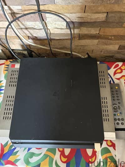 PS4 SLIM