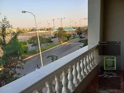 للبيع شقة ٢٣٠م امام نادى الشيخ زايد مباشرة تشطيب سوبر لوكس بسعر مميز للبيع