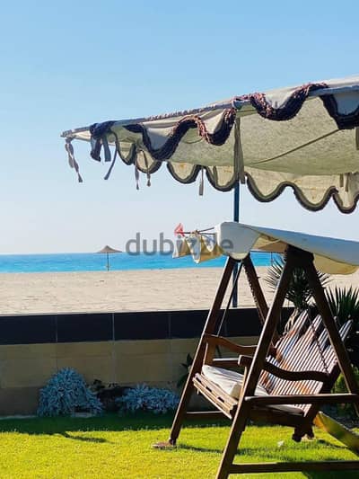 فيلا للايجار اول صف مباشر قريه الشروق