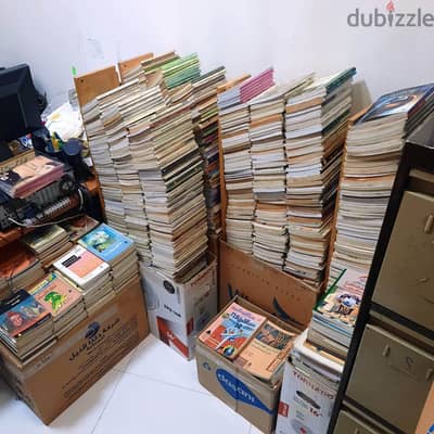 مكتبة شخصية متنوعة للبيع 500 عنوان (كتب + موسوعات) 01008676747