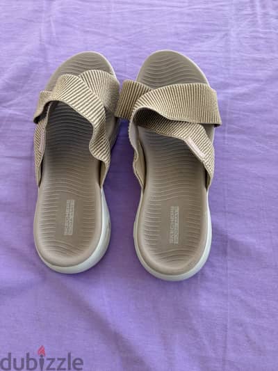 Slippers sketchers original