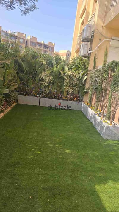For sale a ground floor with a private garden in my city in b11 super lux with furniture and appliances