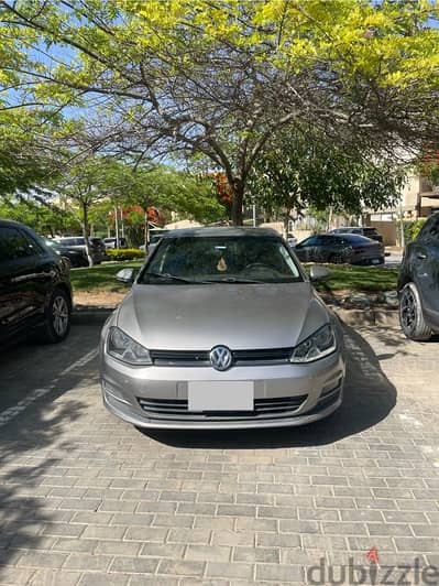 Volkswagen Golf 7 2017 فابريكا بالكامل مالك اول  فولكس فاجن جولف 7