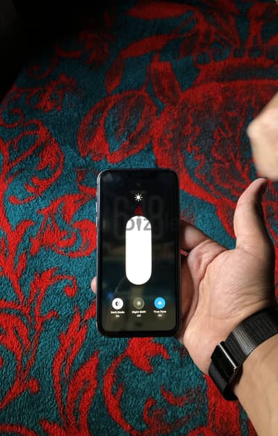 Apple - iPhone 11